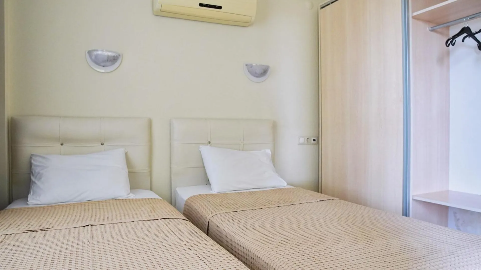 Airport Club Onat Garden Tatil Koeyue Aparthotel Dalaman